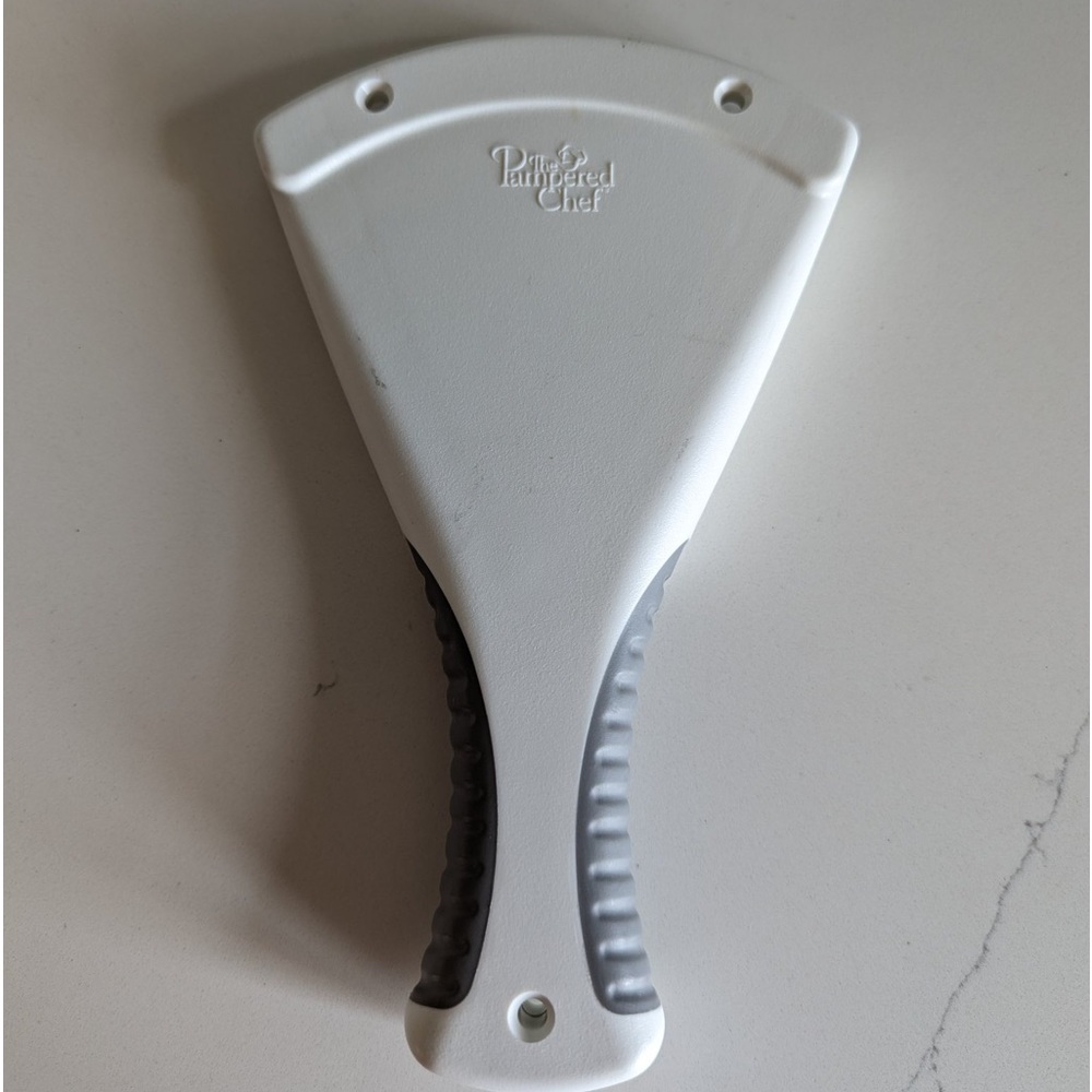 Pampered Chef Jar Opener #2677 Hand Held or Cabinet Mountable